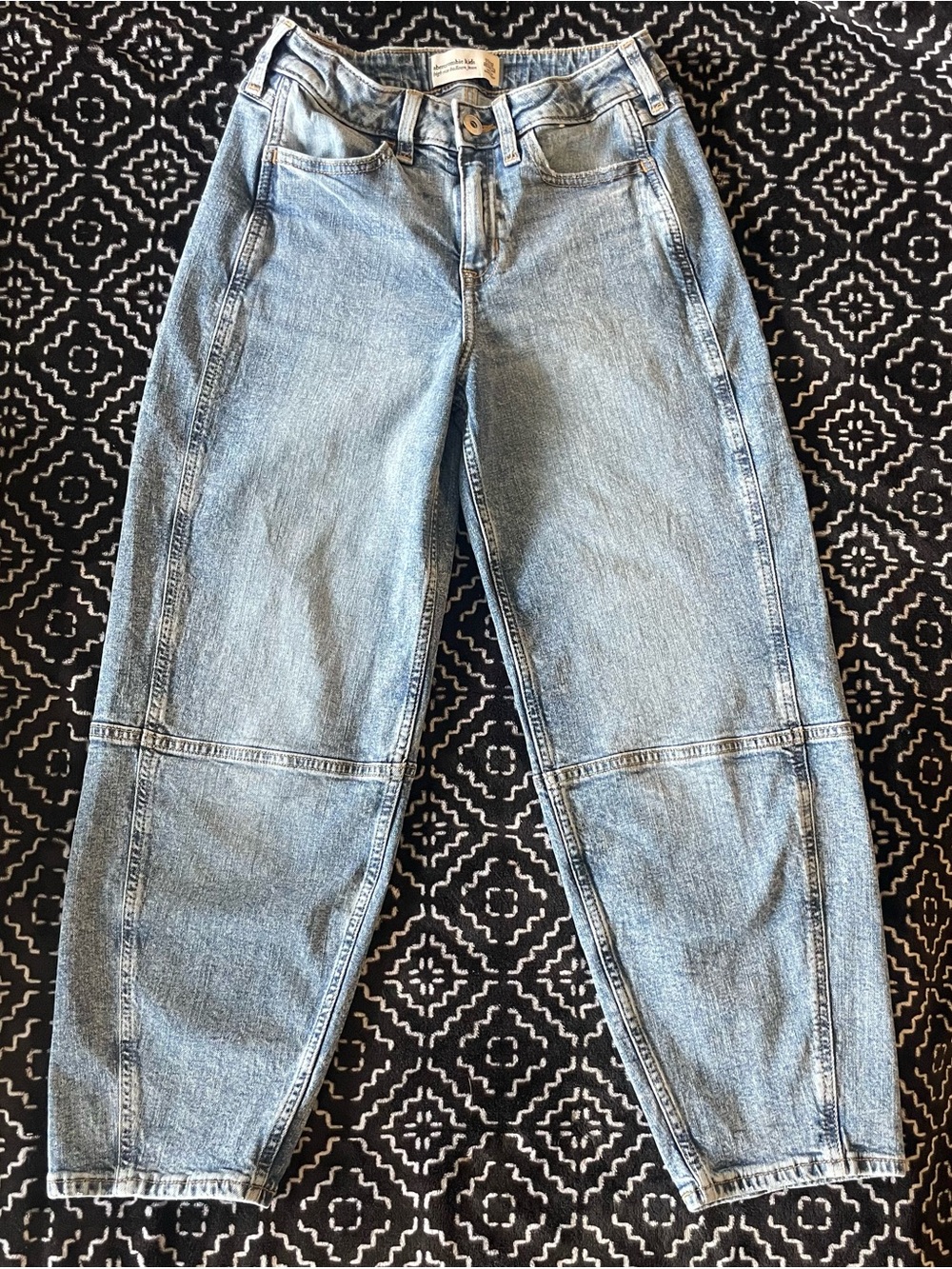Abercrombie Kids High Rise Balloon Jeans 11/12 Medium Wash Barrel Leg Denim